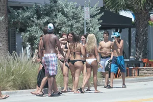 Various sexy Florida beach and bikini girls
