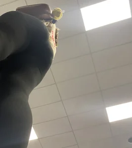 HOT VPL on sexy ass shopping in leggings! (OC)