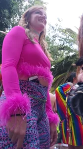 Hermosa  con un rico  culo