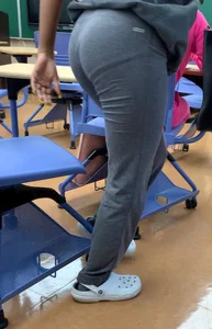 Tight booty with vpl sitting down and standing up for the camera