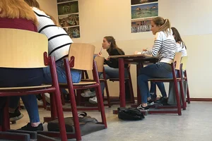 ultimate hot college candid bottom group (by lvbottom)