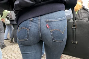 Nice ass in levis #2 (Non OC)