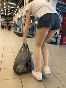 Girl With Hot Legs in Denim Mini Shorts Photos Gallery