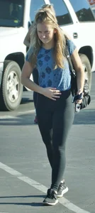 Candid girls in leggings and tights