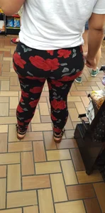 Fat Mature Ass in Pants Creepshot