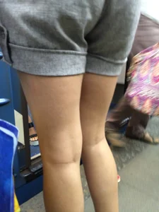 Milf in Shorts Subway Creepshot Closeup