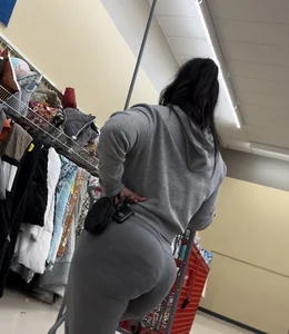 3 different levels of thicc milfs