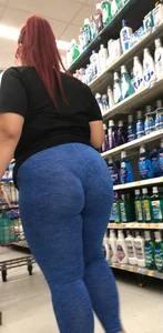 [OC Covid-era catch] Hot thick redhead Latina MILF VPL Wedgie Walmart