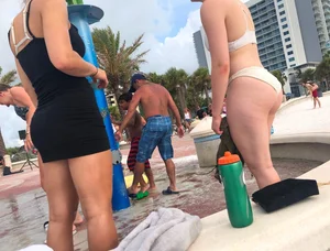 Beach shower hotties