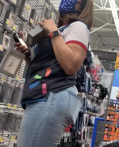 Hot Thick Rican Big Booty MILF