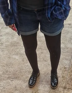 Sexy Teen Girls Legs