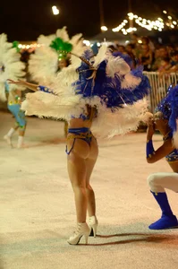 Sexy lady with a nice ass dressed up while dancing