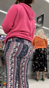 Crazy Thick Pawg Milf Flare Legging Bubble butt