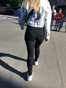 Awesome booty in black jeans