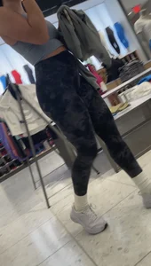 ridiculously fit blonde pawg w glasses in lulus