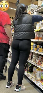 Tight booty Asian chic in black‼️
