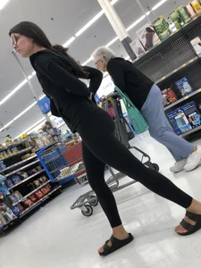 Slim Brunette MILF (Day 7)
