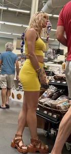 Fit Mature blonde shopping seeks nice caps‼️
