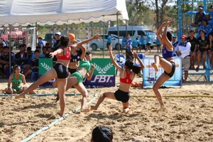 Thai candid volleyball girls