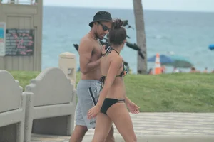 Florida beach and bikini girls