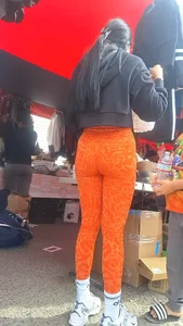 Slim latina perfect body in orange leggings [oc]
