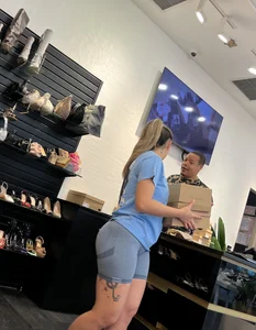 Another big booty Latina (oc)