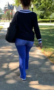 Thick ass caught walking home in jeans