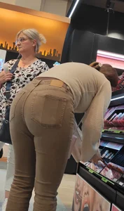 Brunette with nice thick butt