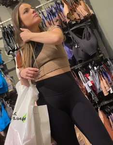 candid sexy girl in leggings
