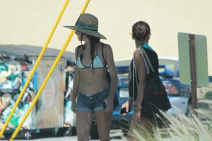 Another gallery of sexy Deerfield Beach girls in bikinis