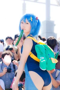 Sexy Asian girls in Cosplay outfits
