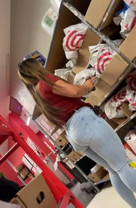 Thick target Asian baddie in tight jeans (bending over)