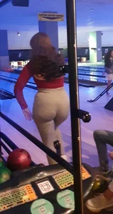 Cute Girl in Grey Tights And a Top With Braces - Huge Booty Creepshots Gallery at the Bowling Alley