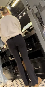 CandStop Mall Walking part 1 (various asses)