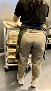 Latina milf tight vpl