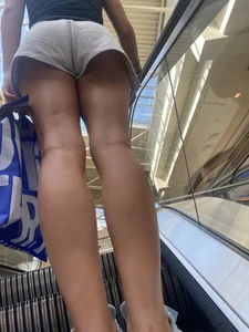 Angel face in grey shorts