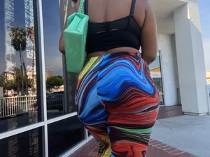 Ebony booty in rainbow tights