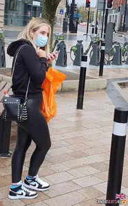 Blonde teen’s juicy booty in wet look leggings!