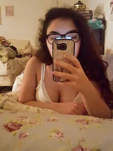 Cosplayers and other hot girls selfies