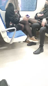 Crossed legs in black pantyhose, public transport creepshots