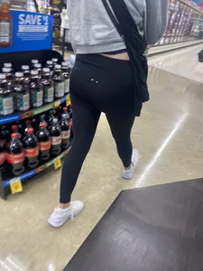 Safeway blondie
