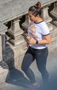 Asian girl in tight leggings with vpl