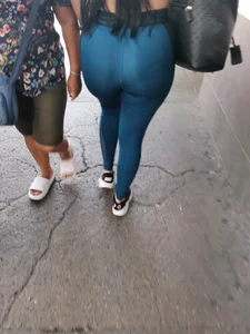ENROME PAR DE NALGAS - DELICIOSA