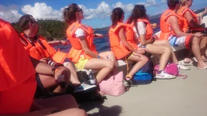 Milf in yellow shorts with vpl and a wedgie