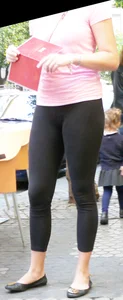 Almost camel toe but mound in leggings with some vtl
