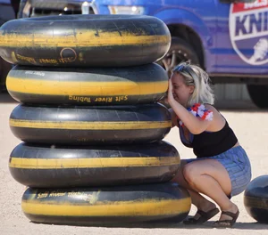 Salt River Tubing girls