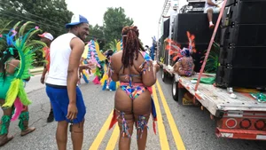 Hypnotizing Haitian Bounces Her Phat Pinballs