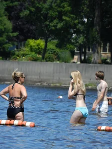 Bikini girls