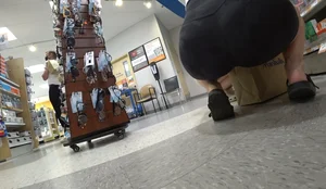 Pawg Squatting in bikers / NOT OC