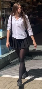Pretty pantyhose teen